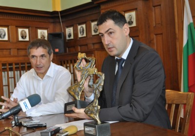 statuetka_sgrada_na_godinata