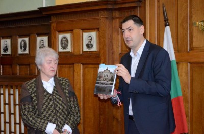 natalia dlecheva_pensionirane (9)