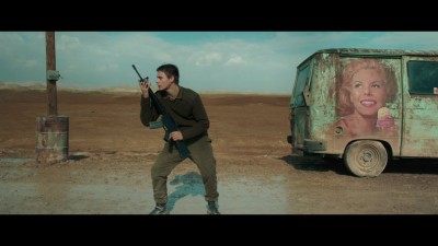 Foxtrot (3)