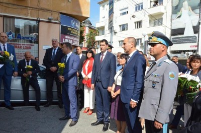 praznik_suedinenieto_133g_12
