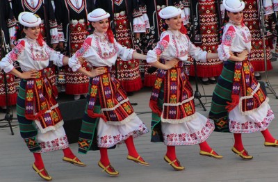 ansambal-trakiq-vzrivi-antichniq-teatar-7