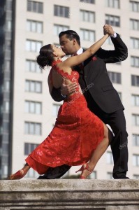 depositphotos_93992702-stock-photo-couple-dancing-tango
