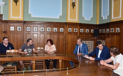 sresta_kmet_pavlikenska