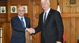 sresha s poslanika na Garcya (3)