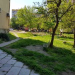 park i parking v Iztochen (1)