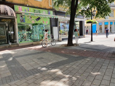главна улица (13)