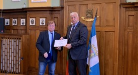 Здравко Димитров - награда - отличен социален диалог (1)
