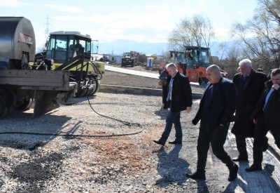 Здравко Димитров - Бойко Борисов проверка - кръговото кръстовище на Асеновградско шосе