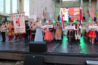 MezhdunarodniyaFolklorenFestival1