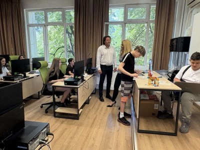 StemTsentarVSuSvKonstantinKirilFilosof4