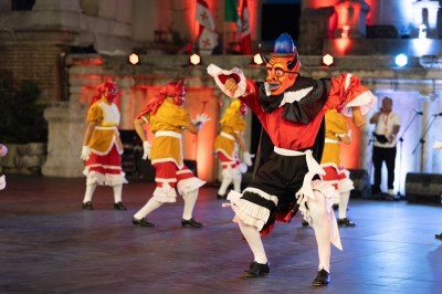 30OtoIzdanieNaMezhdunarodniyaFolklorenFestival1