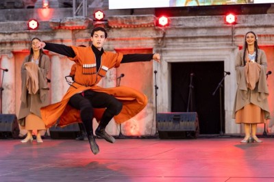 30OtoIzdanieNaMezhdunarodniyaFolklorenFestival15